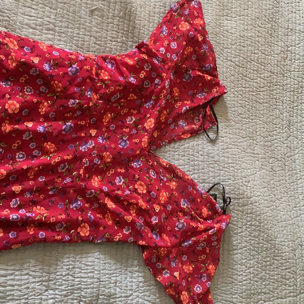 Dress - Picture 2 of 7
